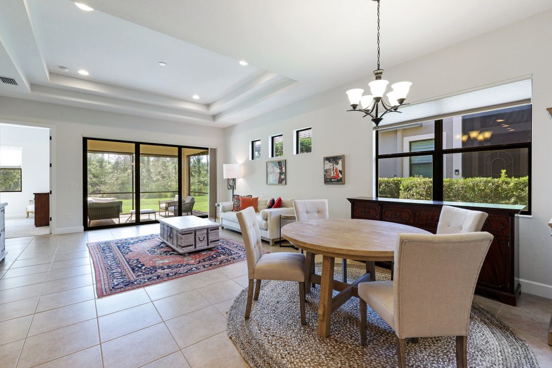 9123 Isla Bella Cir, Bonita Springs, FL 34135