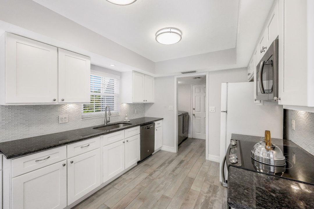 4760 West Blvd #F-102, Naples, FL 34103