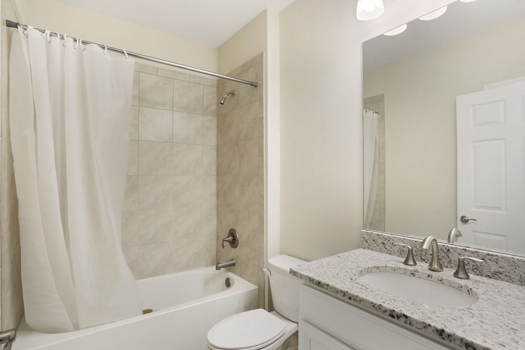 3146 Birchin Ln, Fort Myers, FL 33916