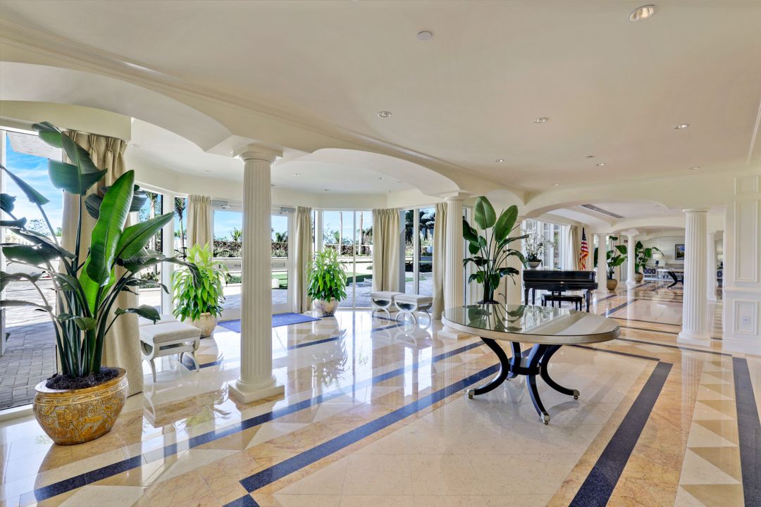 7117 Pelican Bay Blvd #1603, Naples, FL 34108