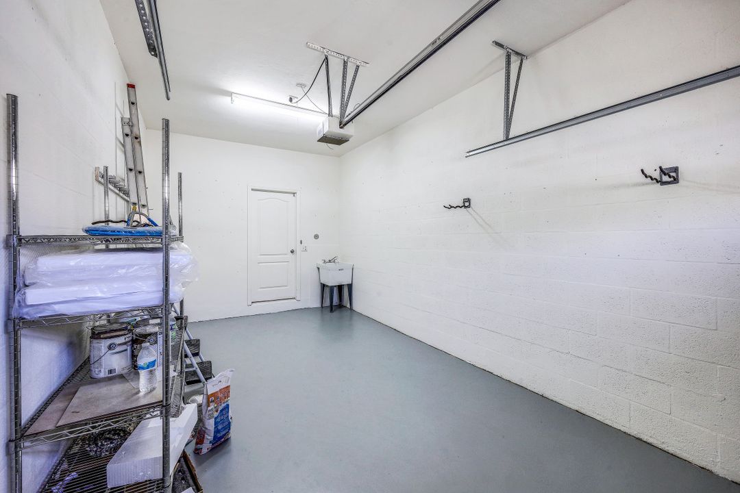 7056 Pelican Bay Blvd #B105, Naples, FL 34108