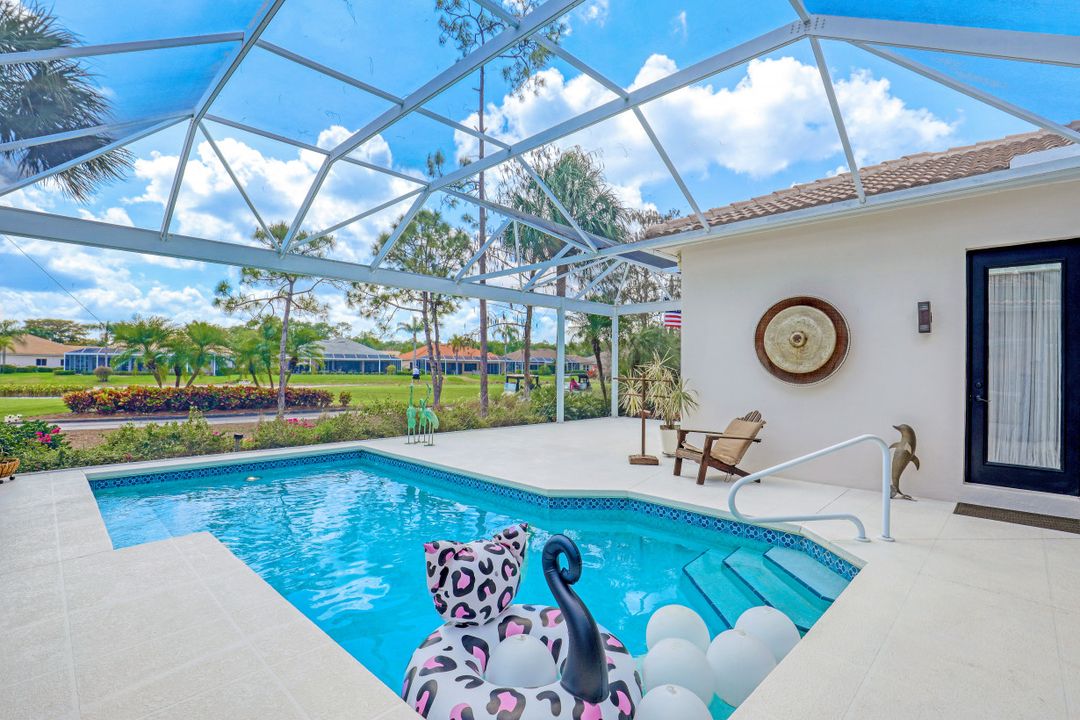 8586 Gleneagle Way, Naples, FL 34120