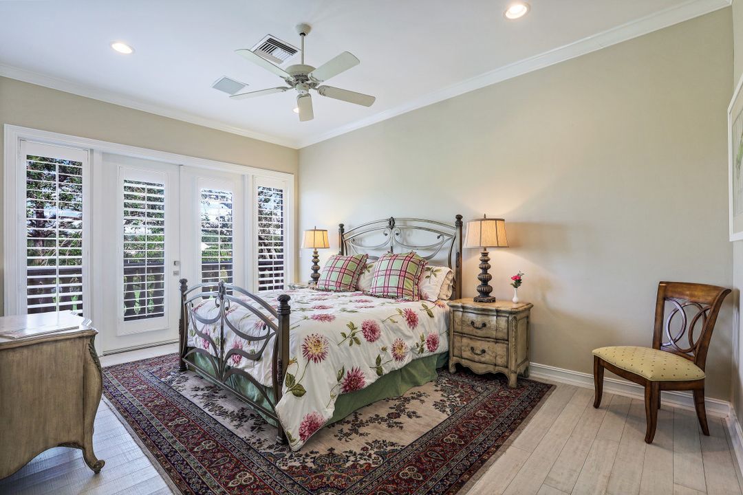 1564 Gormican Ln, Naples, FL 34110