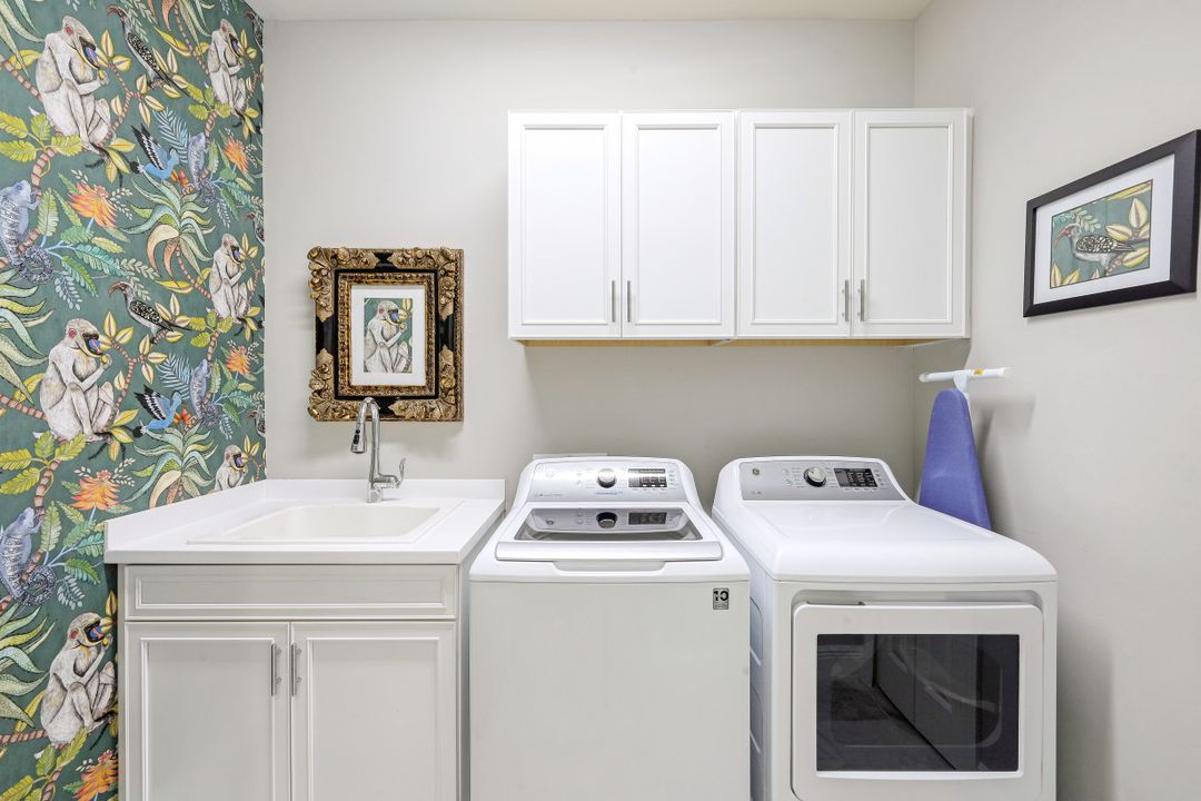 2239 Marquesa Cir, Naples, FL 34112