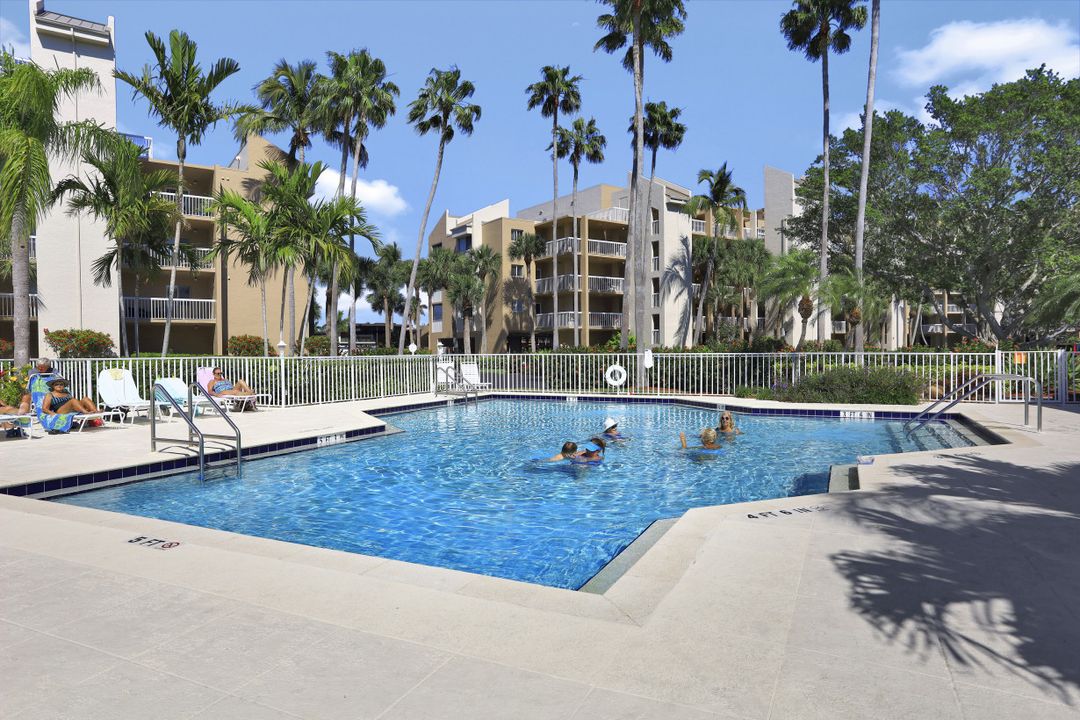 889 Collier Ct #306, Marco Island, FL 34145