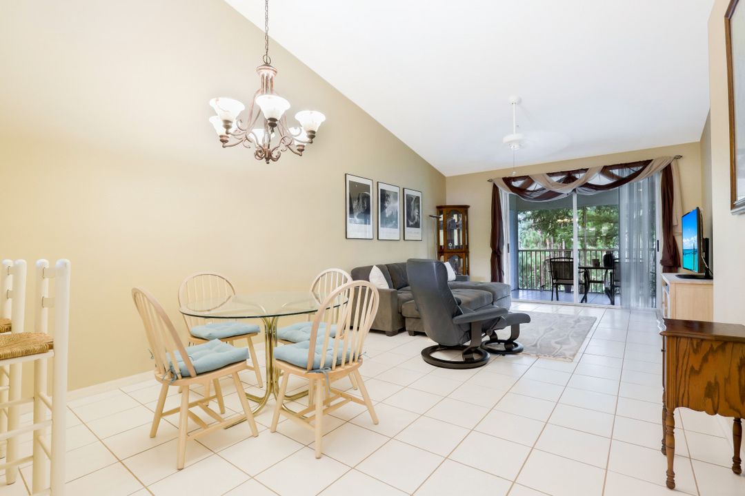 6625 Huntington Lakes Cir #204, Naples, FL 34119