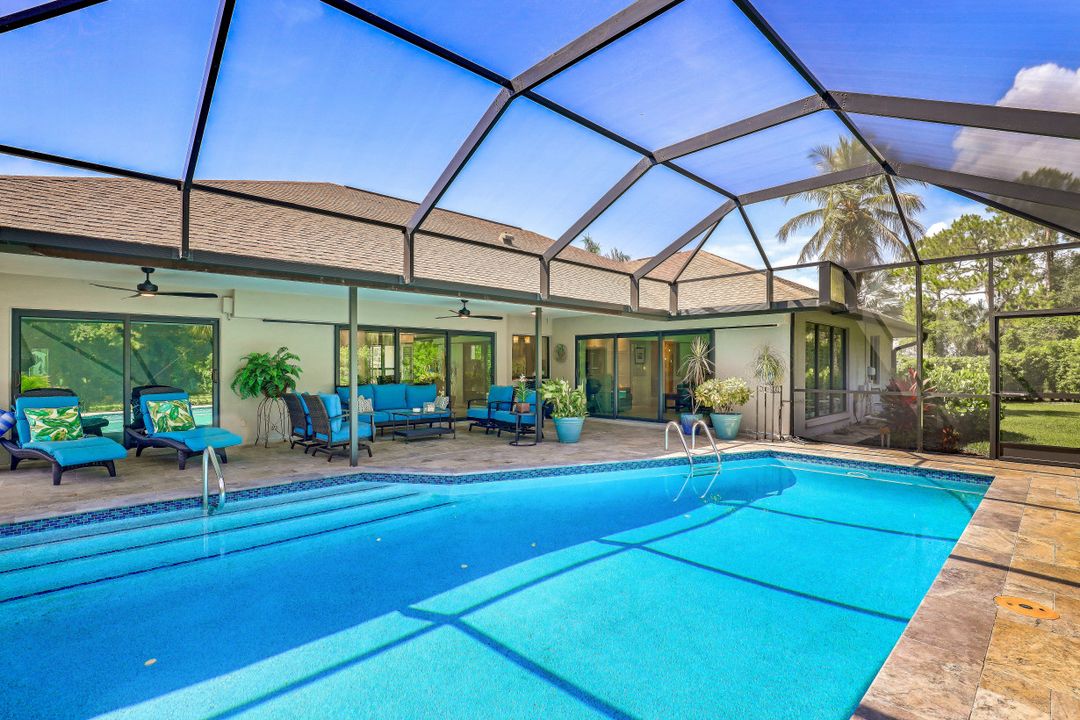 2201 Noble Ct, Naples, FL 34110