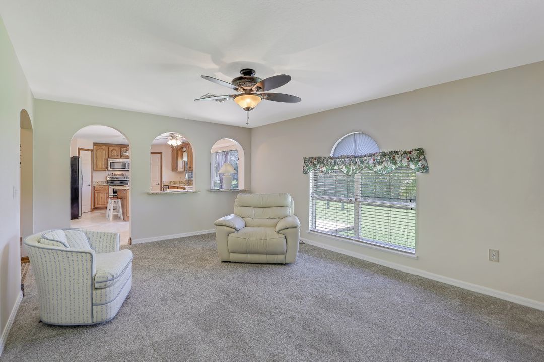 1220 NE 4th Pl, Cape Coral, FL 33909