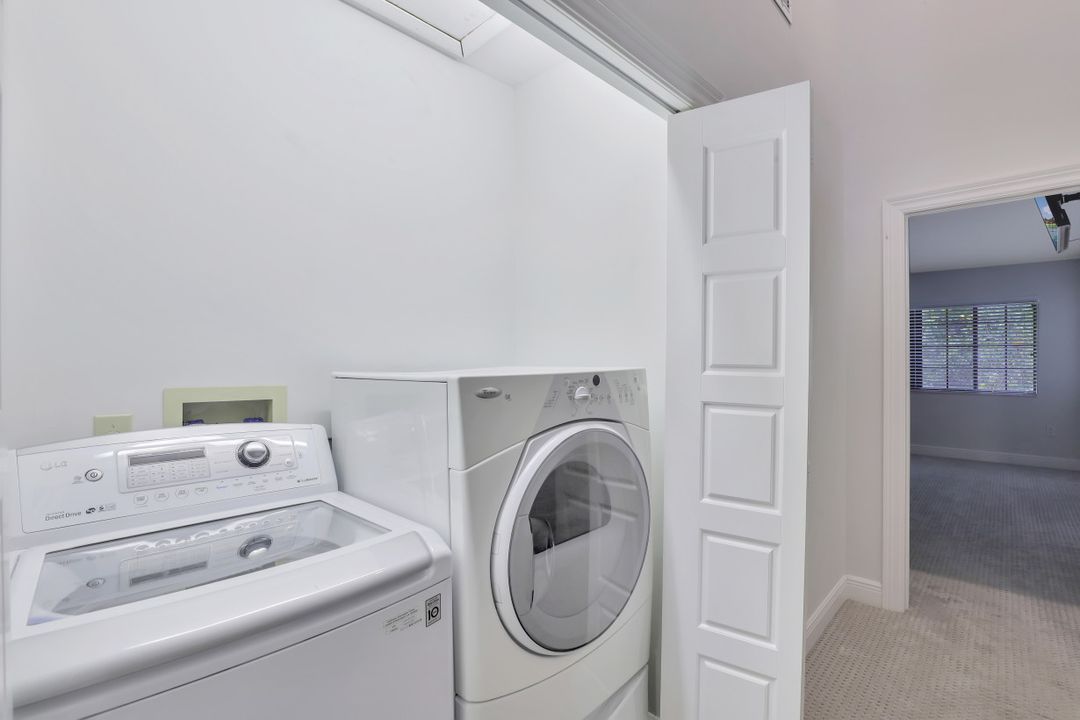 879 Meadowland Dr #O, Naples, FL 34108