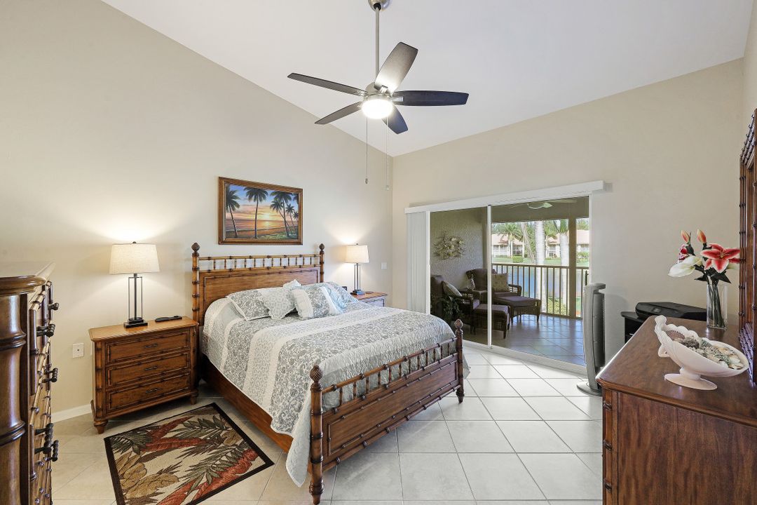 2365 Bayou Ln #4, Naples, FL 34112