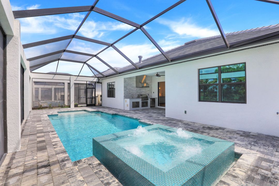 3139 Heather Glen Ct, Naples, FL 34114