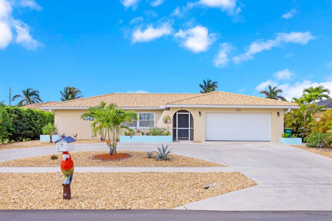 232 Tahiti Rd, Marco Island, FL 34145
