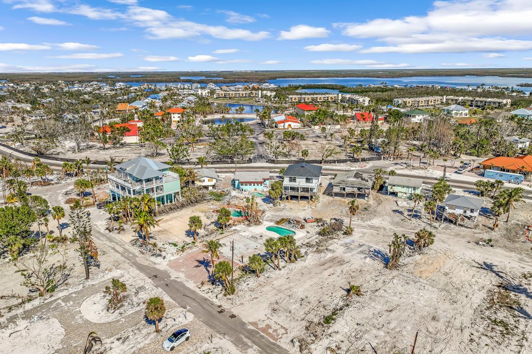 6053 Gulf Rd, Fort Myers Beach, FL 33931