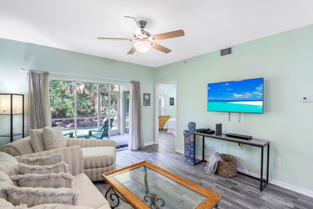 9165 Celeste Dr #106, Naples, FL 34113