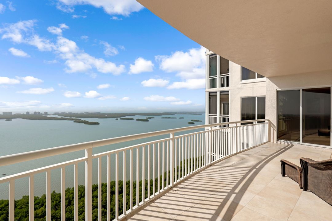 4931 Bonita Bay Blvd #2402, Bonita Springs, FL 34134