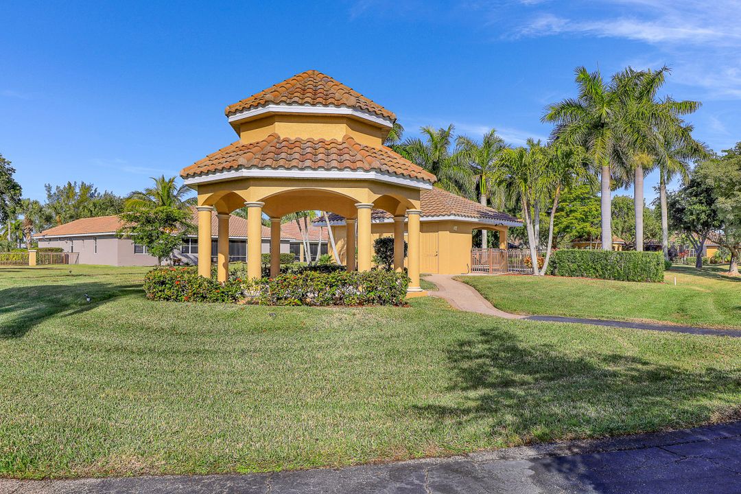 4931 SW 20th Ave, Cape Coral, FL 33914