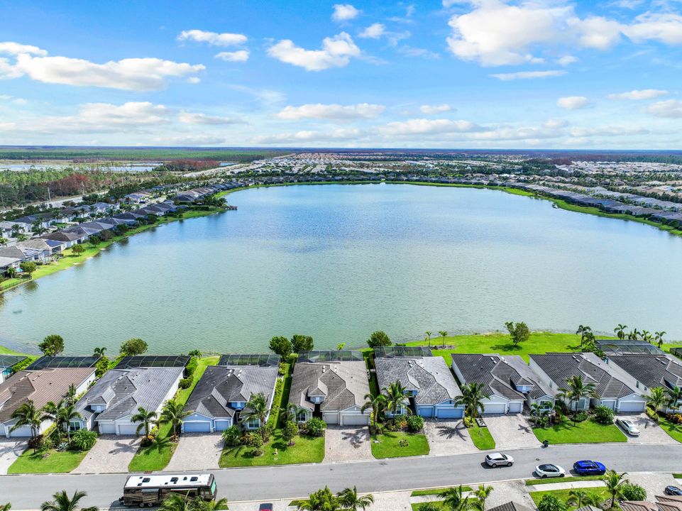 16479 Bonita Landing Cir, Bonita Springs, FL 34135