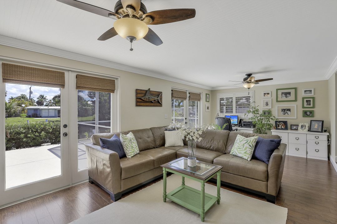 1765 Harbor Ln, Naples, FL 34104