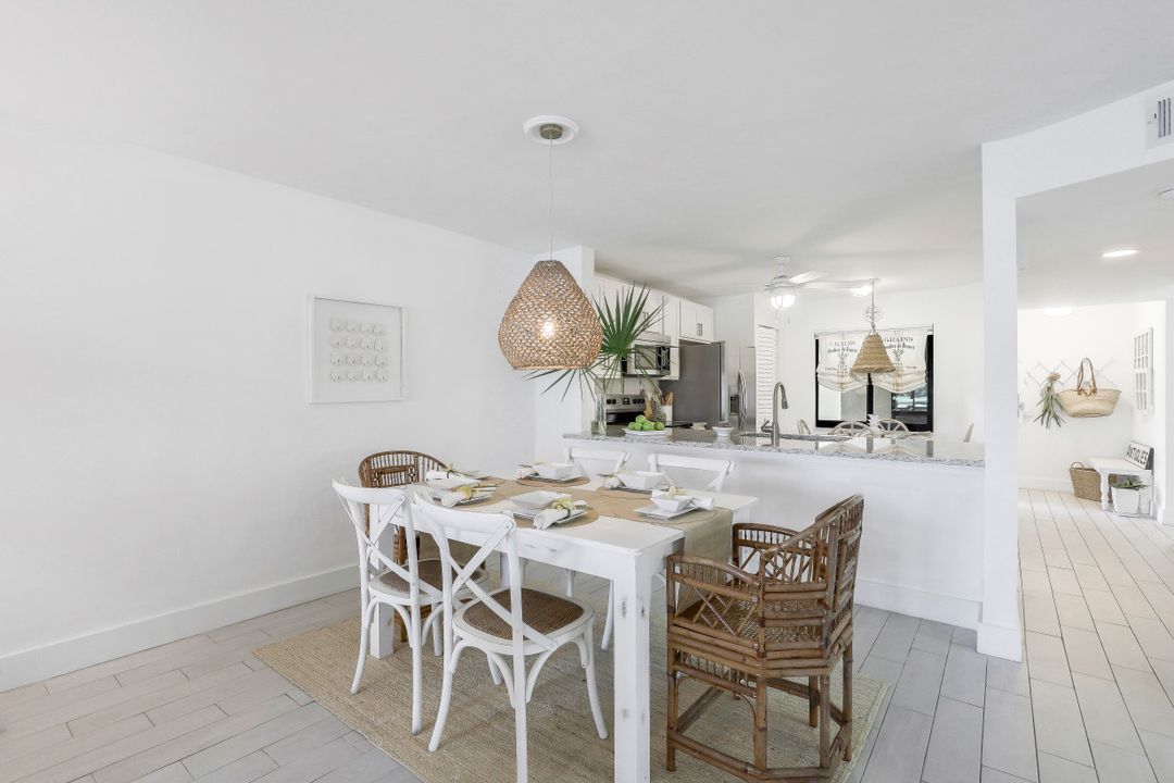 5716 Deauville Cir, Naples, FL 34112