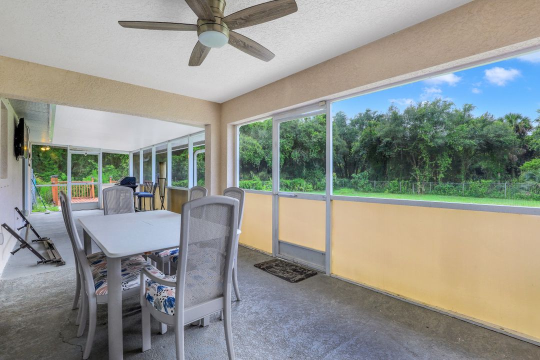 3660 20th Ave SE, Naples, FL 34117