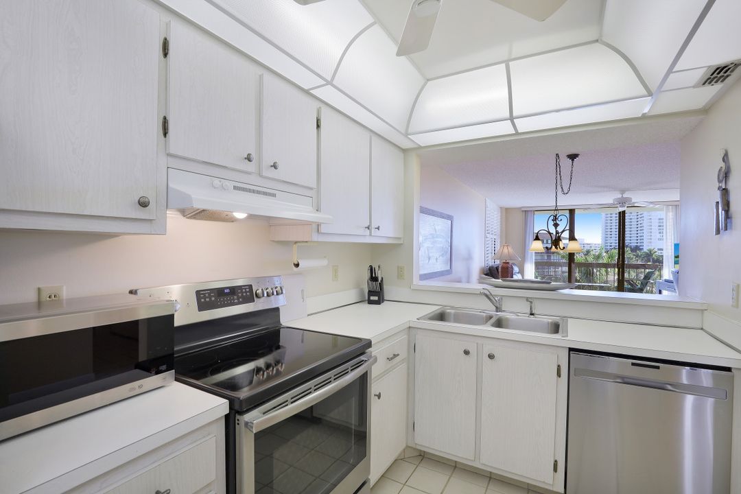 591 Seaview Ct #A-510, Marco Island, FL 34145