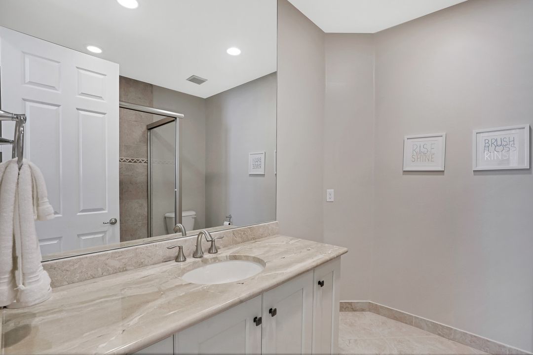 3025 Cinnamon Bay Cir, Naples, FL 34119