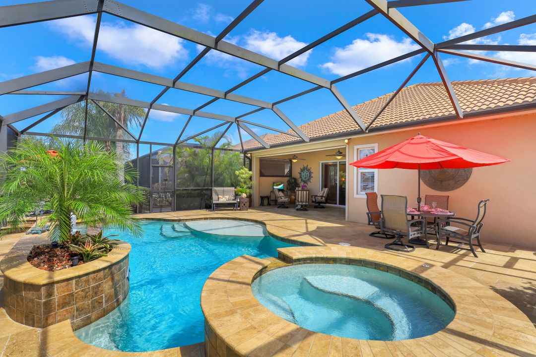 10327 Gator Bay Ct, Naples, FL 34120