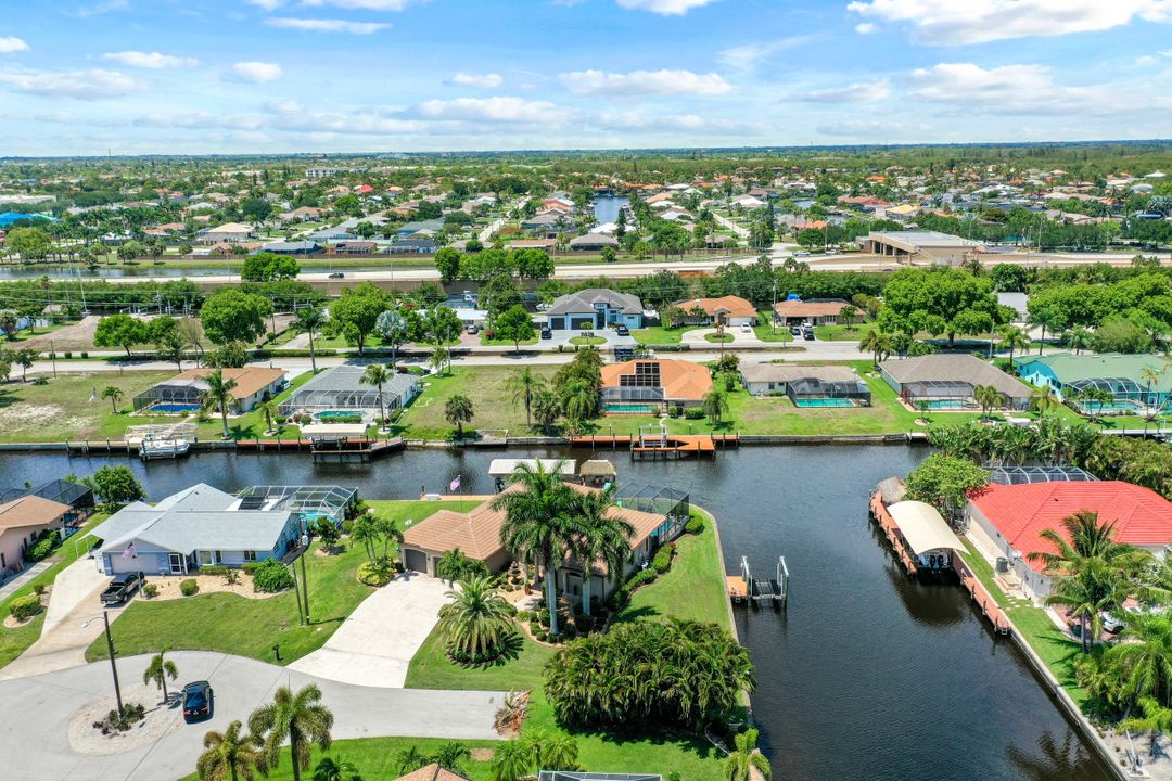 2511 SE 19th Ave, Cape Coral, FL 33904
