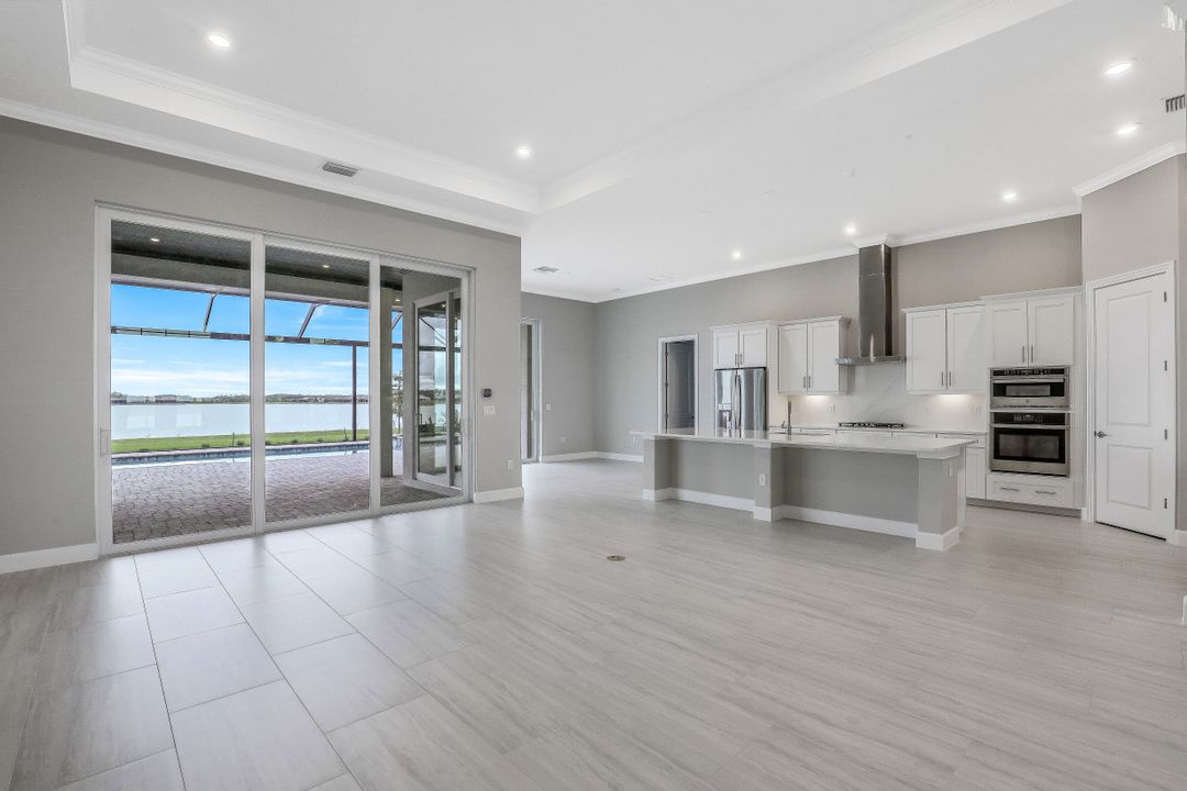 18645 WildBlue Blvd, Fort Myers, FL 33913
