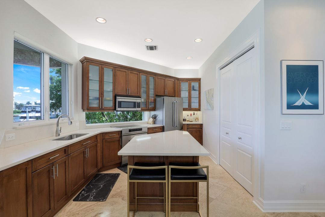 1305 Curlew Ave, Naples, FL 34102