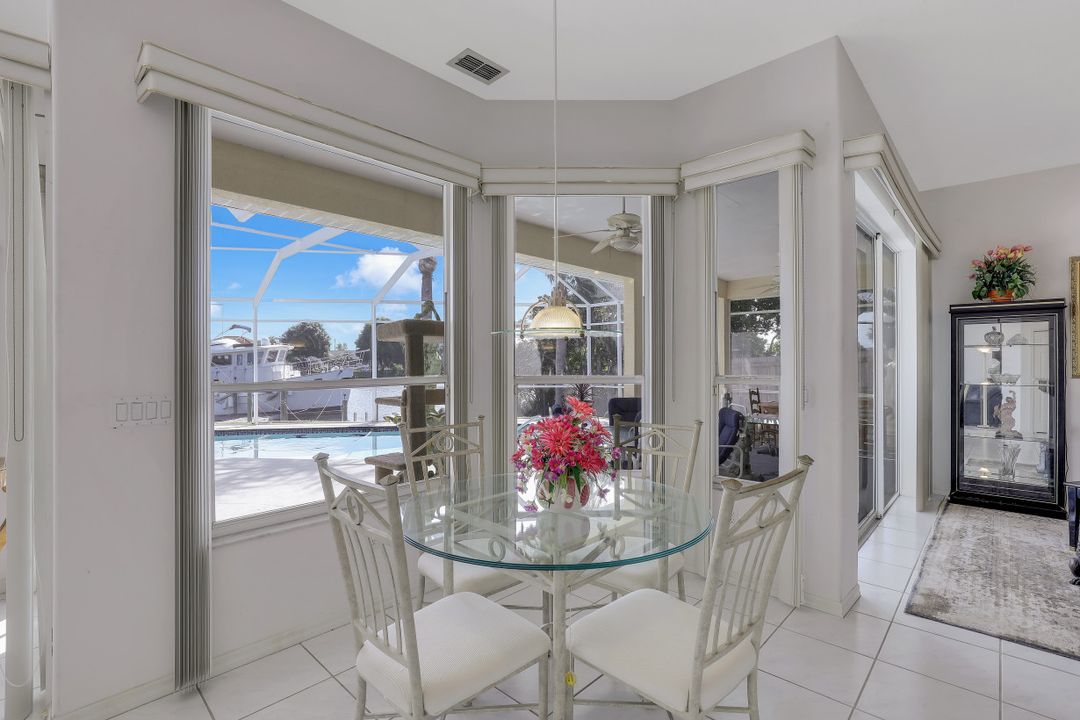 1745 SE 44th Terrace, Cape Coral, FL 33904