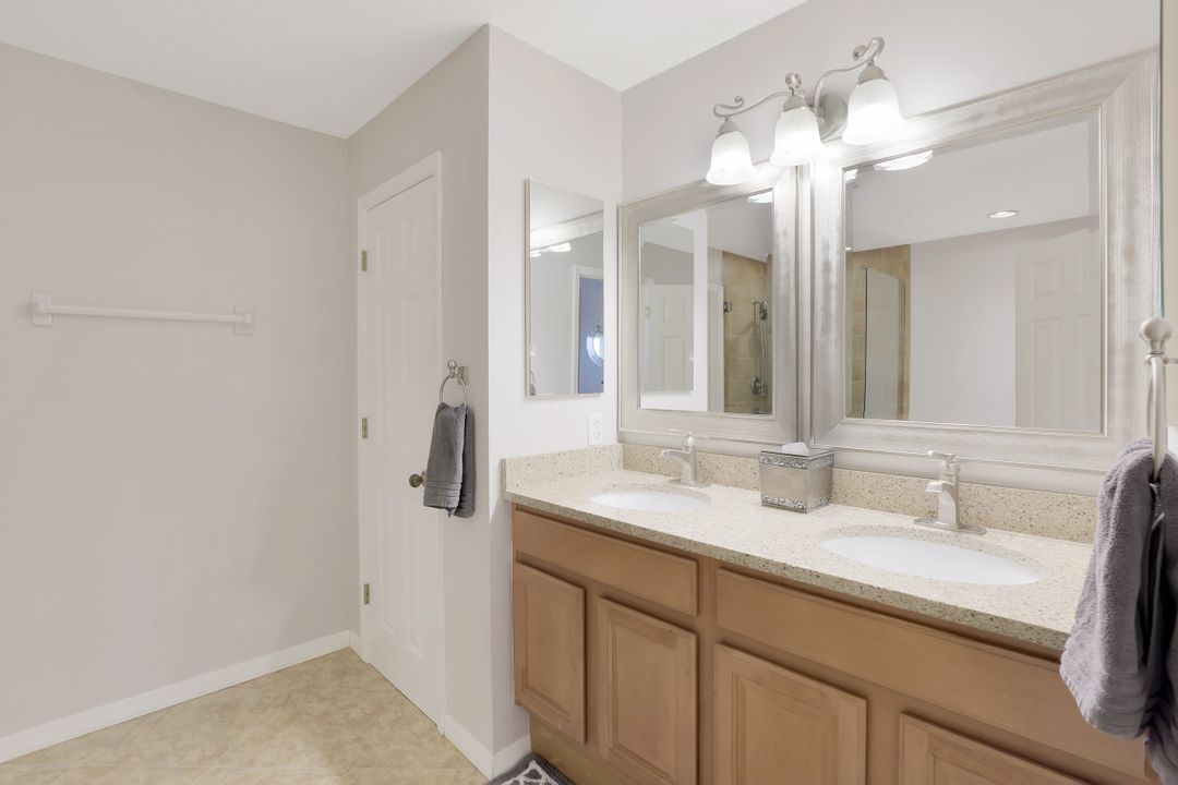 9191 Pittsburgh Blvd, Fort Myers, FL 33967