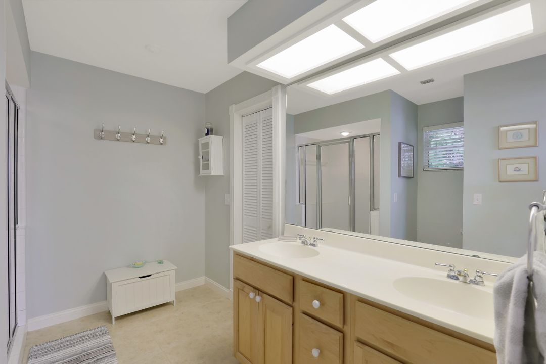 1154 Vernon Pl, Marco Island, FL 34145