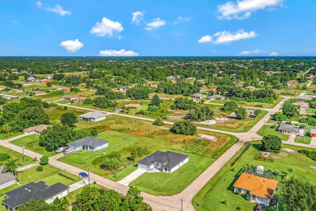 2900 51st St SW, Lehigh Acres, FL 33976