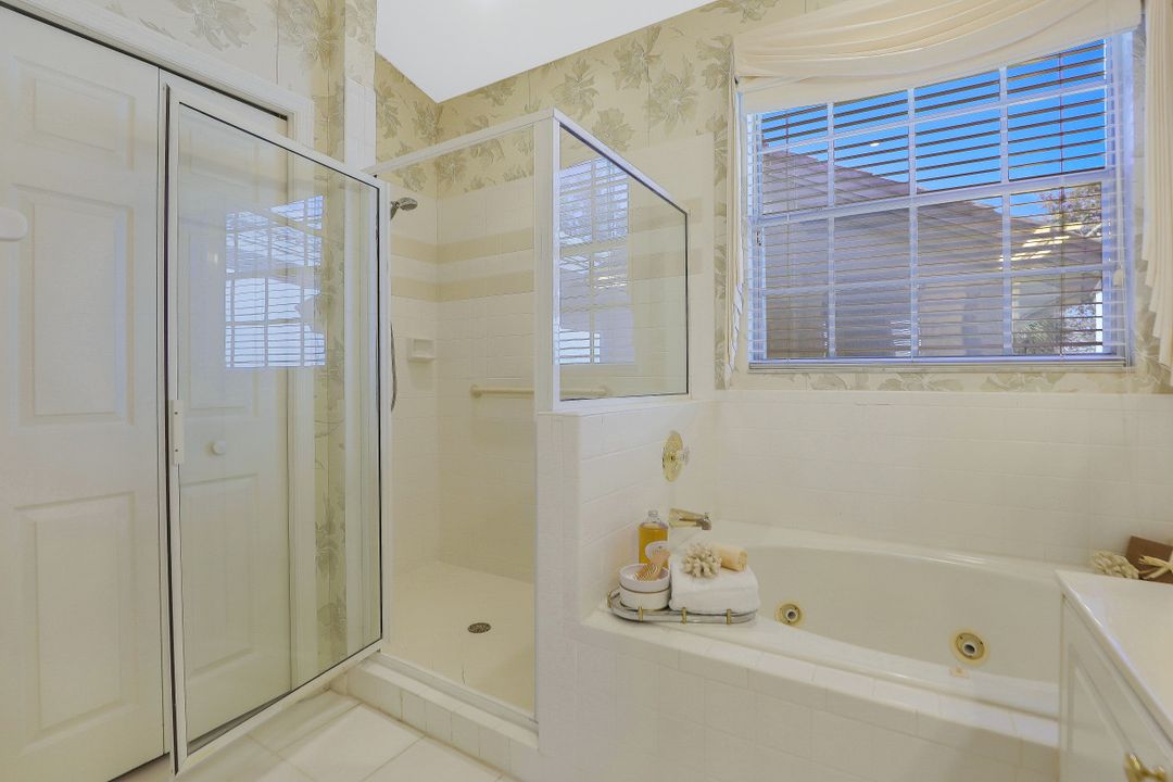 27011 Lake Harbor Ct #202, Bonita Springs, FL 34134