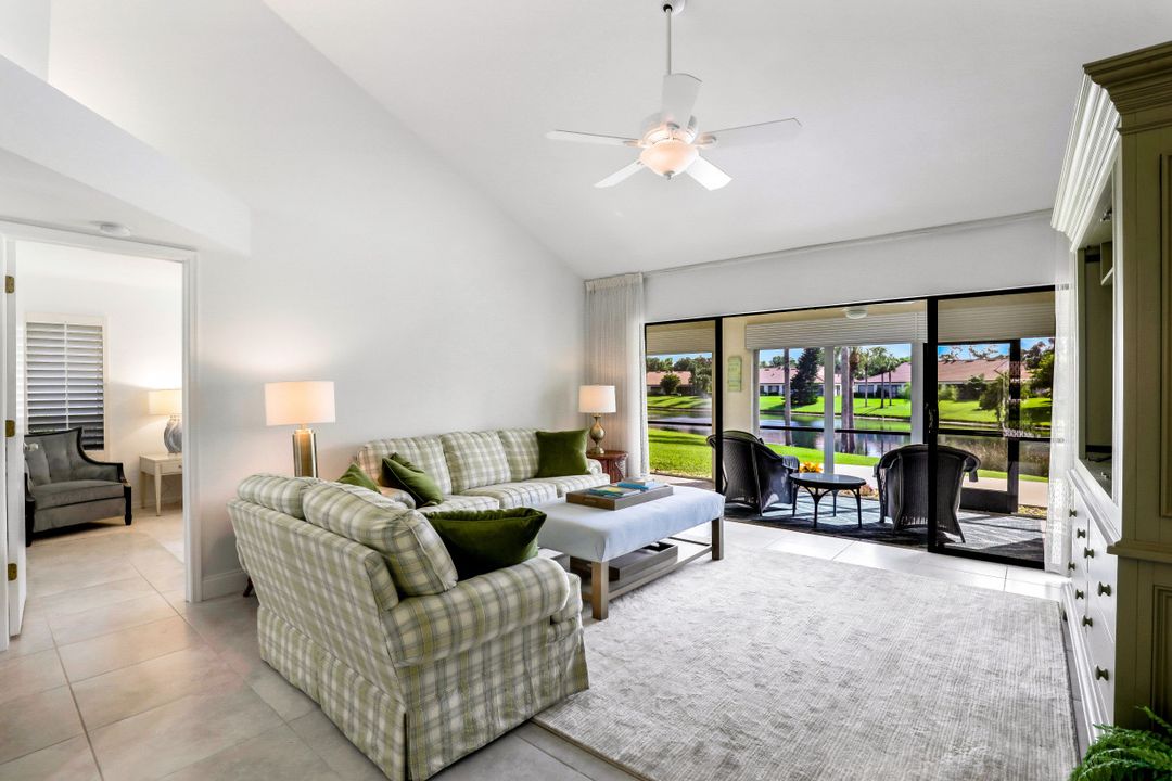 16957 Villas Square, Fort Myers, FL 33908