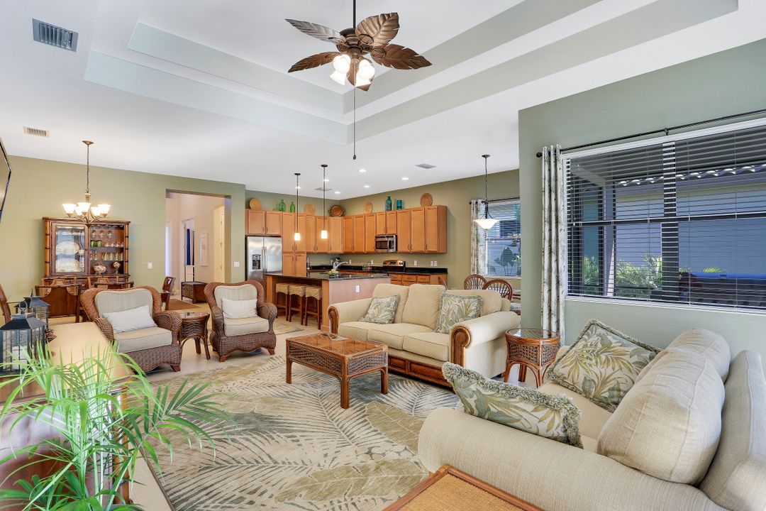 9037 Isla Bella Cir, Bonita Springs, FL 34135