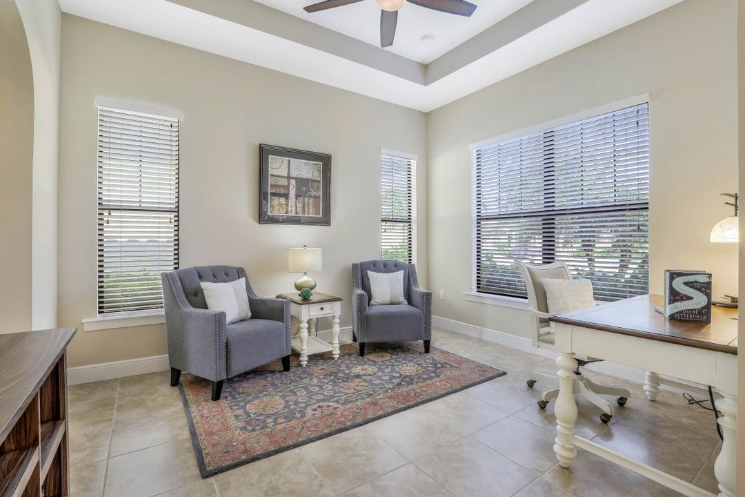 12471 Kentwood Ave, Fort Myers, FL 33913