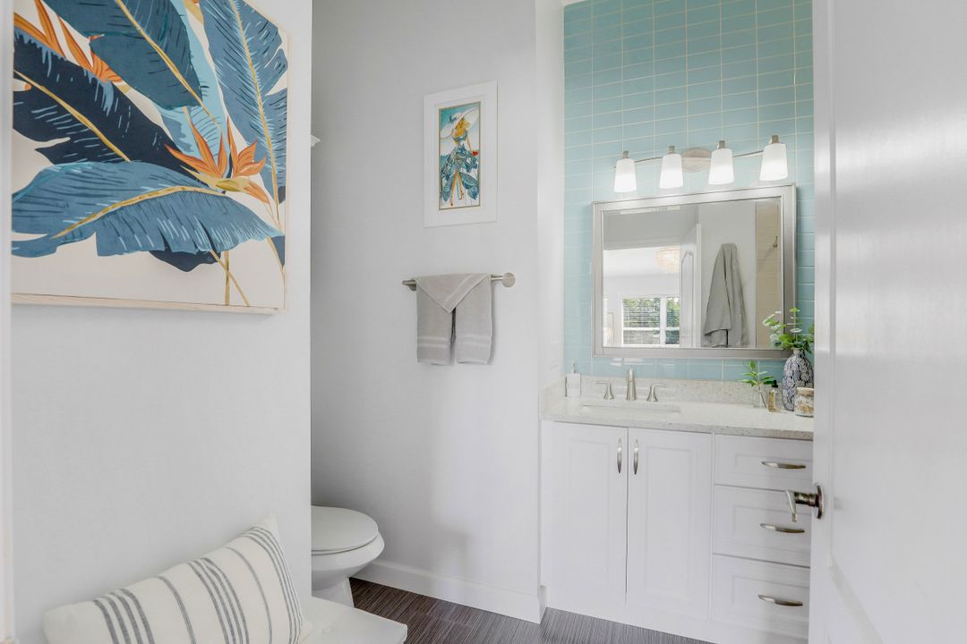 1006 Mainsail Dr #222, Naples, FL 34114