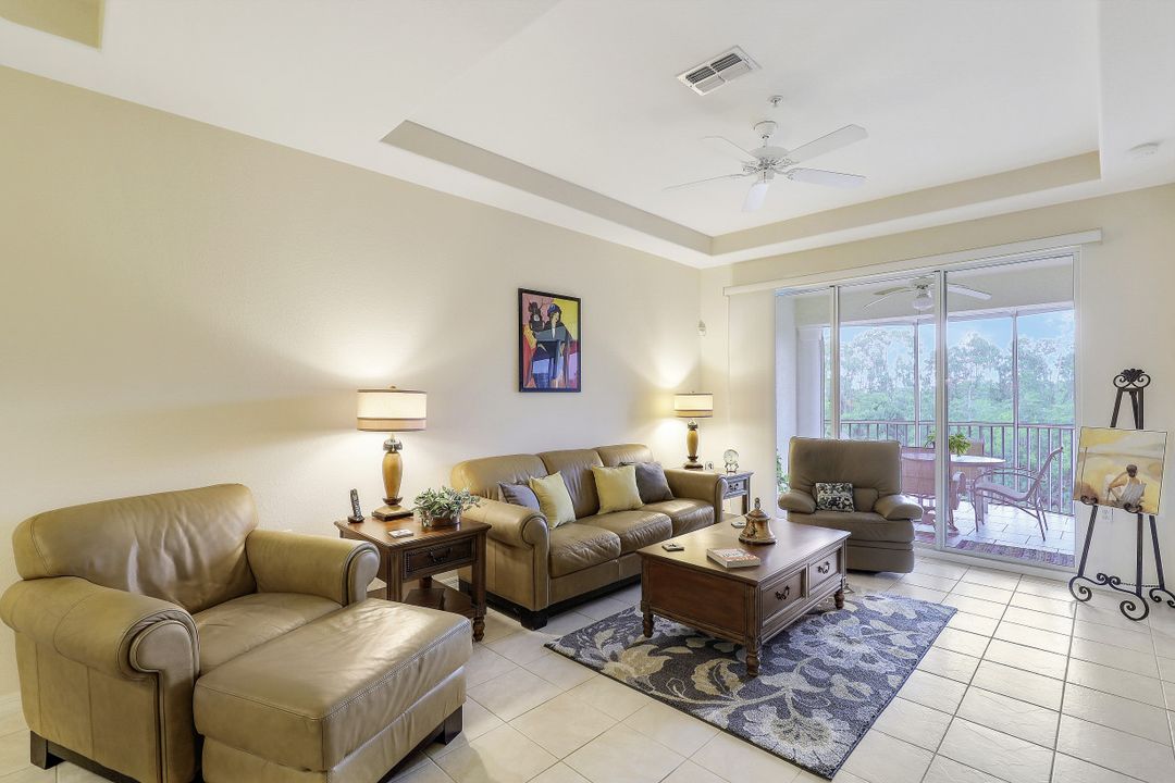 4864 Hampshire Ct #303, Naples, FL 34112