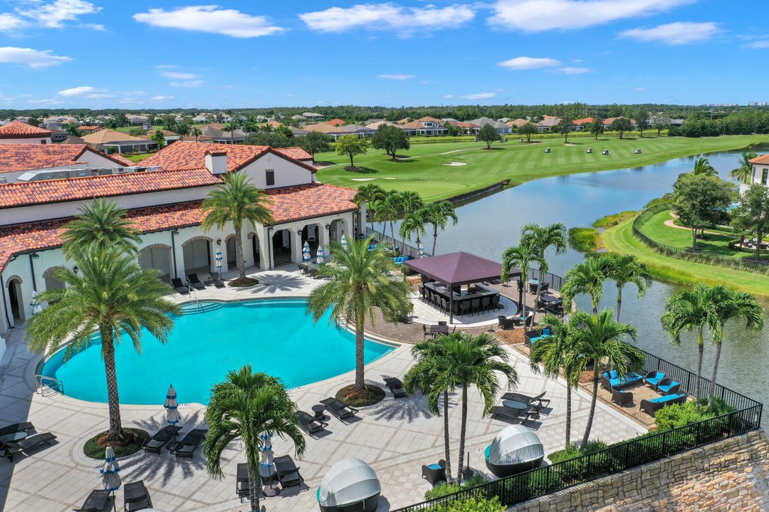 16649 Toscana Cir #806, Naples, FL 34110