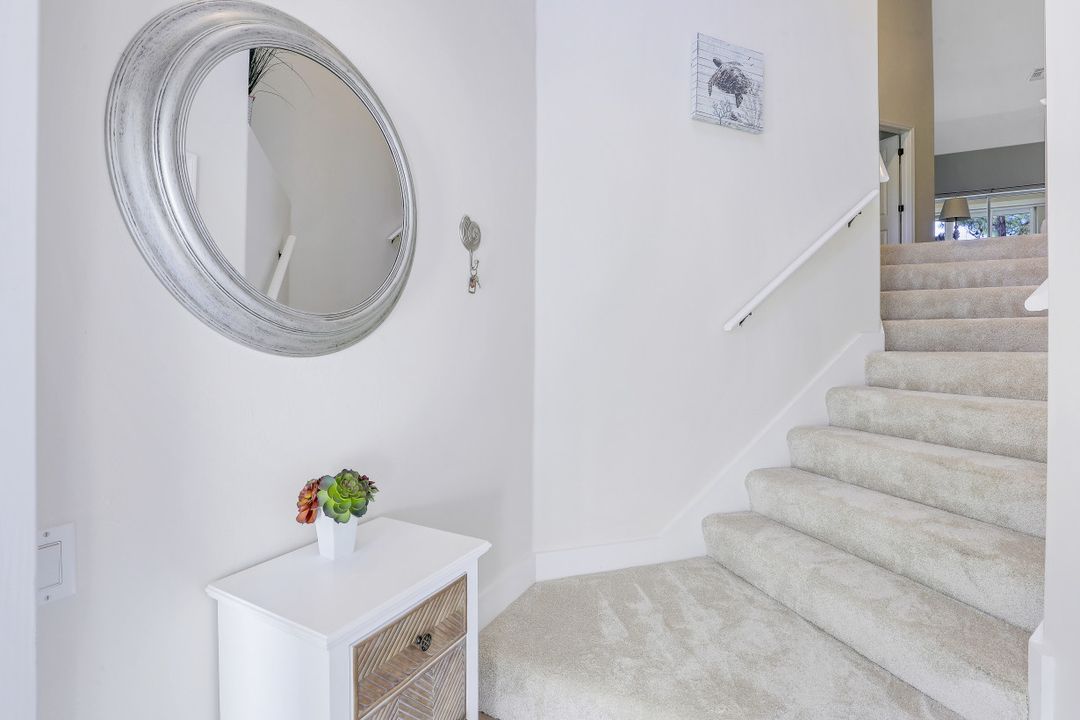 8255 Danbury Blvd #202, Naples, FL 34120