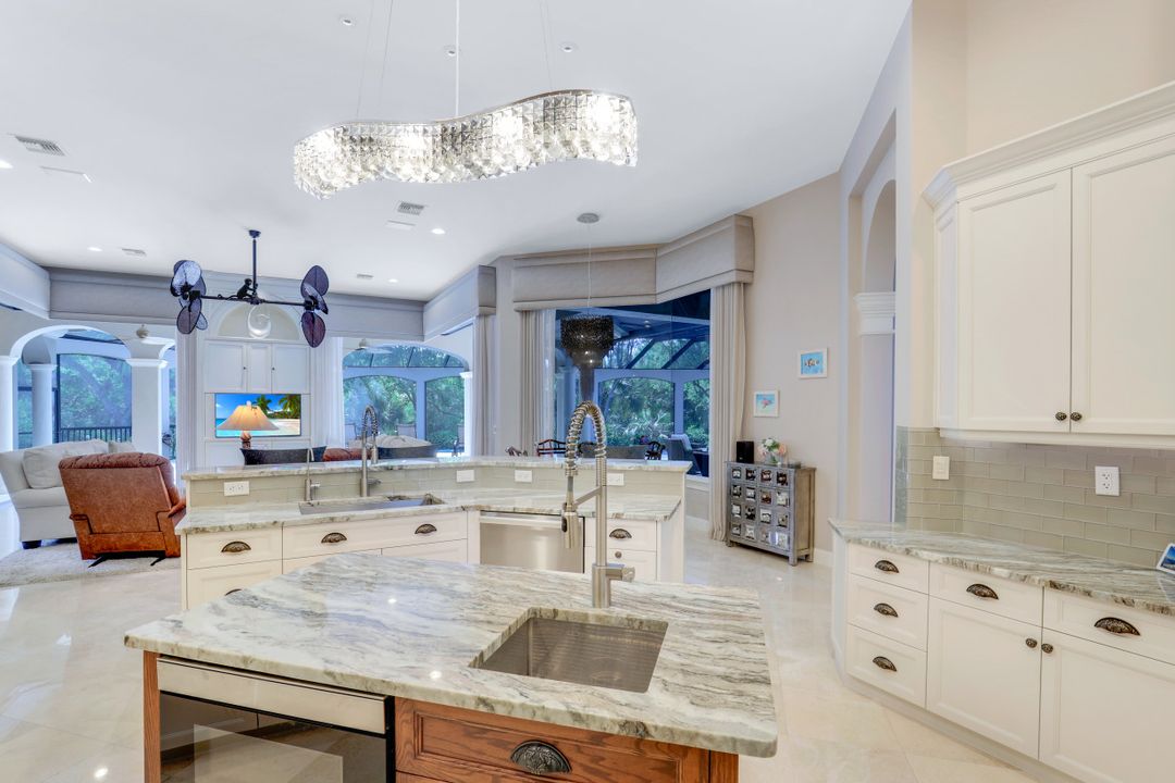 3661 Bay Creek Dr, Bonita Springs, FL 34134