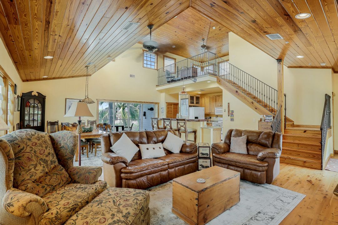 5200 Genesee Pkwy, Bokeelia, FL 33922