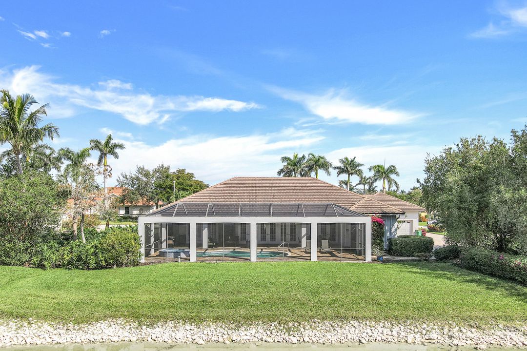 8072 Tiger Lily Dr, Naples, FL 34113