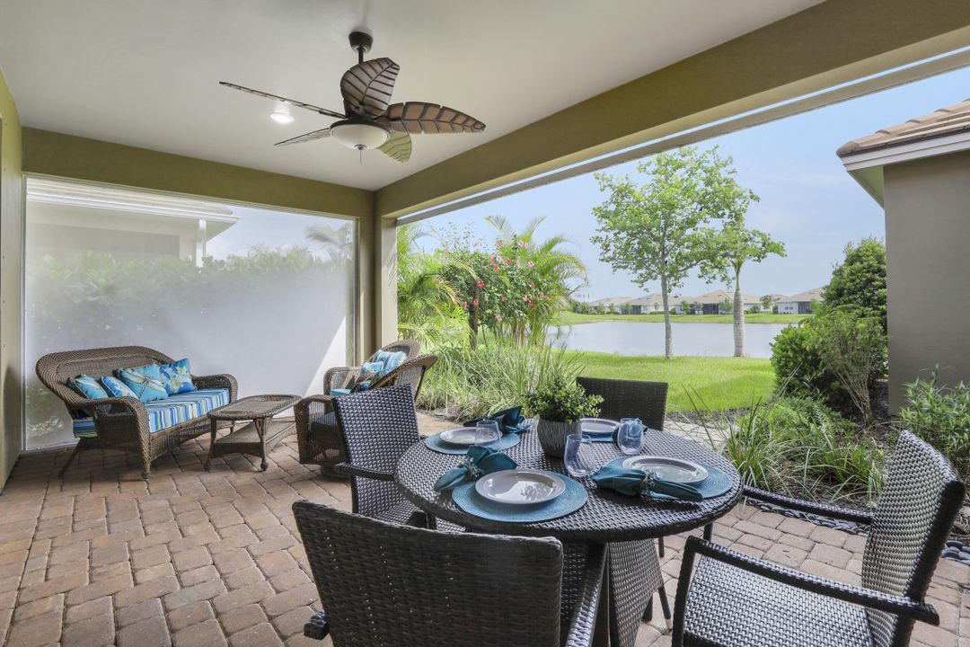 14684 Tropical Dr, Naples, FL 34114