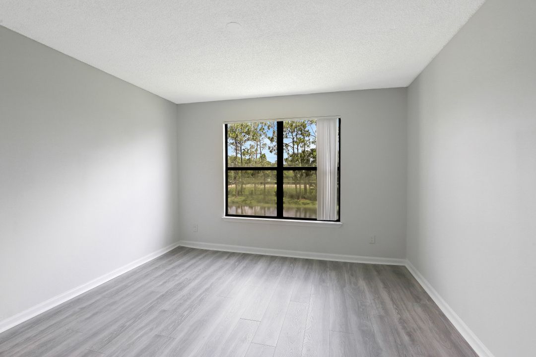 13545 Eagle Ridge Dr #826, Fort Myers, FL 33912