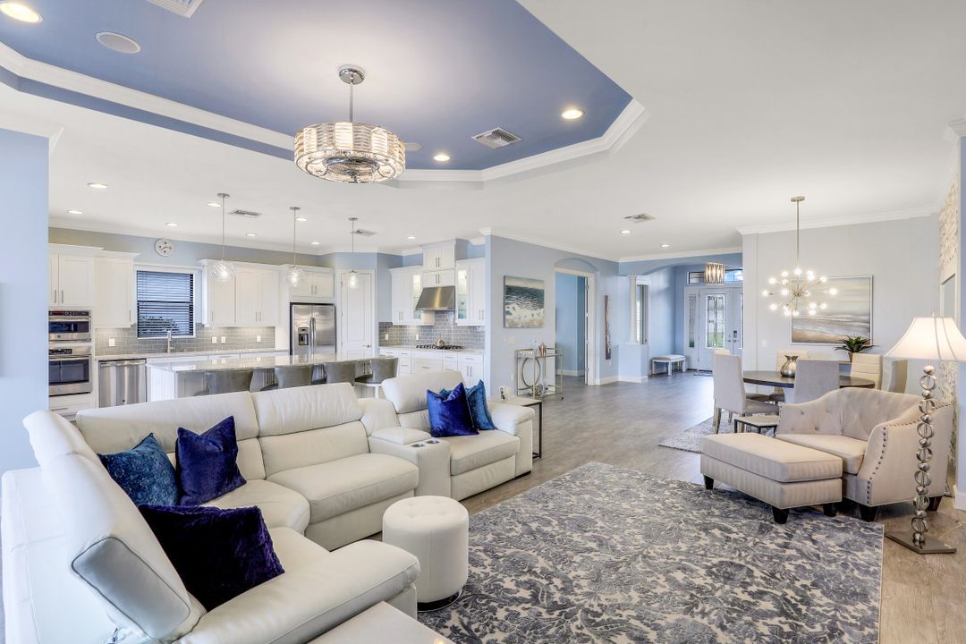 3254 Belon Ln, Naples, FL 34114