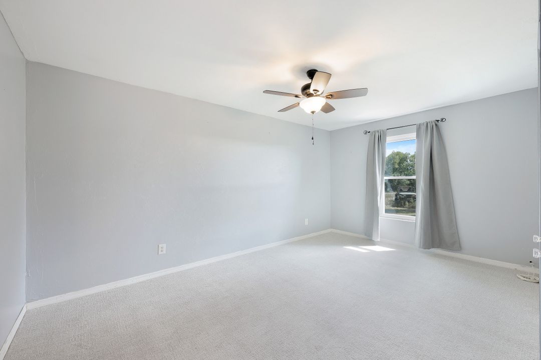 591 Pierre Cir, Lehigh Acres, FL 33974