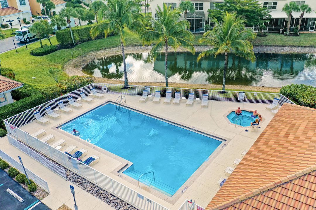 8430 Village Edge Cir, Fort Myers, FL 33919